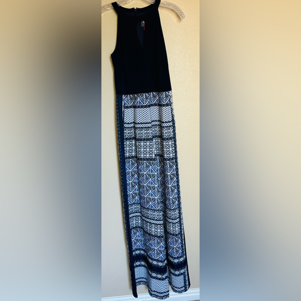 VINCE CAMUTO, Womens‎ Pant Suit size 2, Bold Print, Flowy Design, Comfortable!